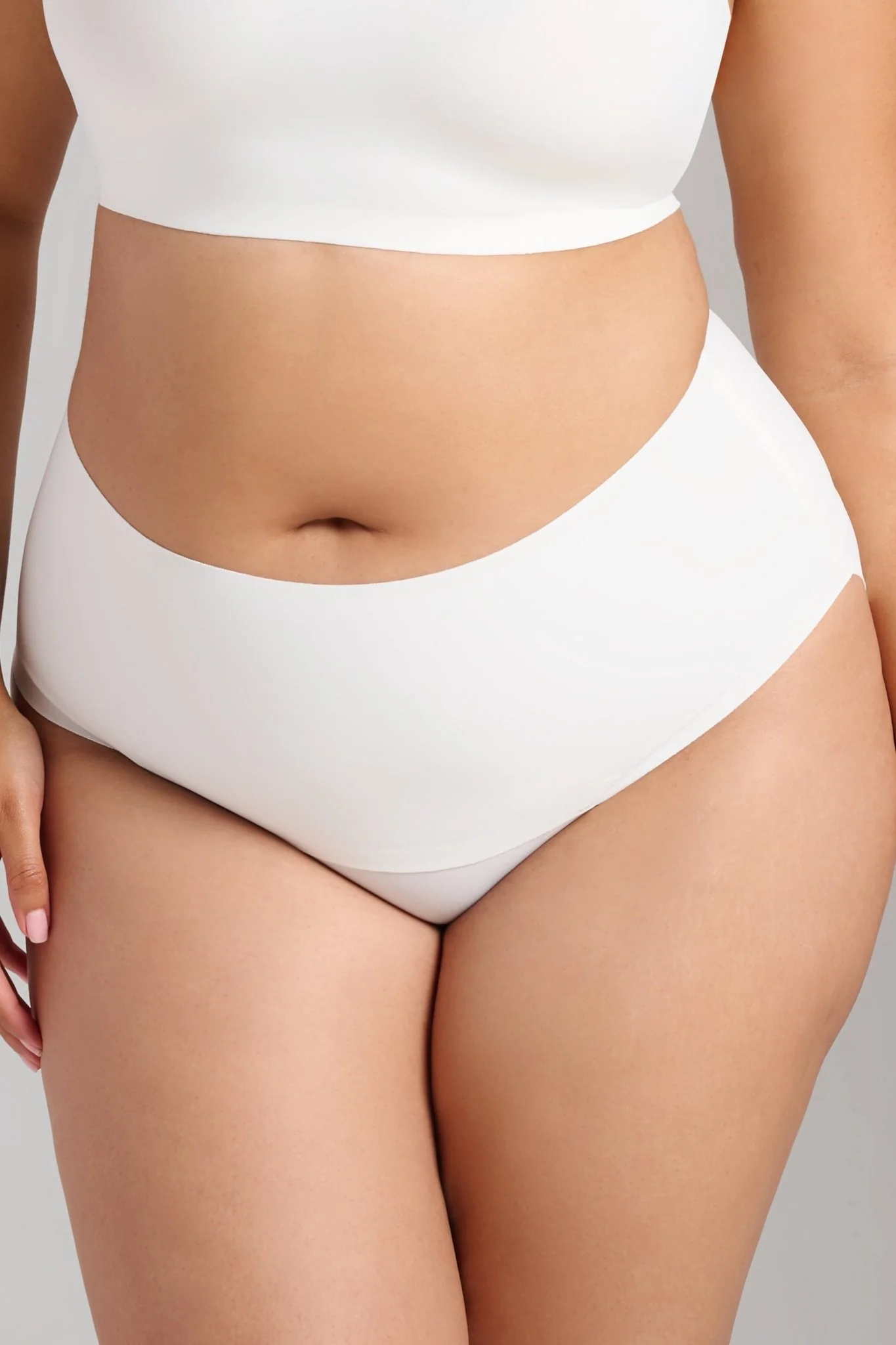 Invisible Shaping Panty - Image 19