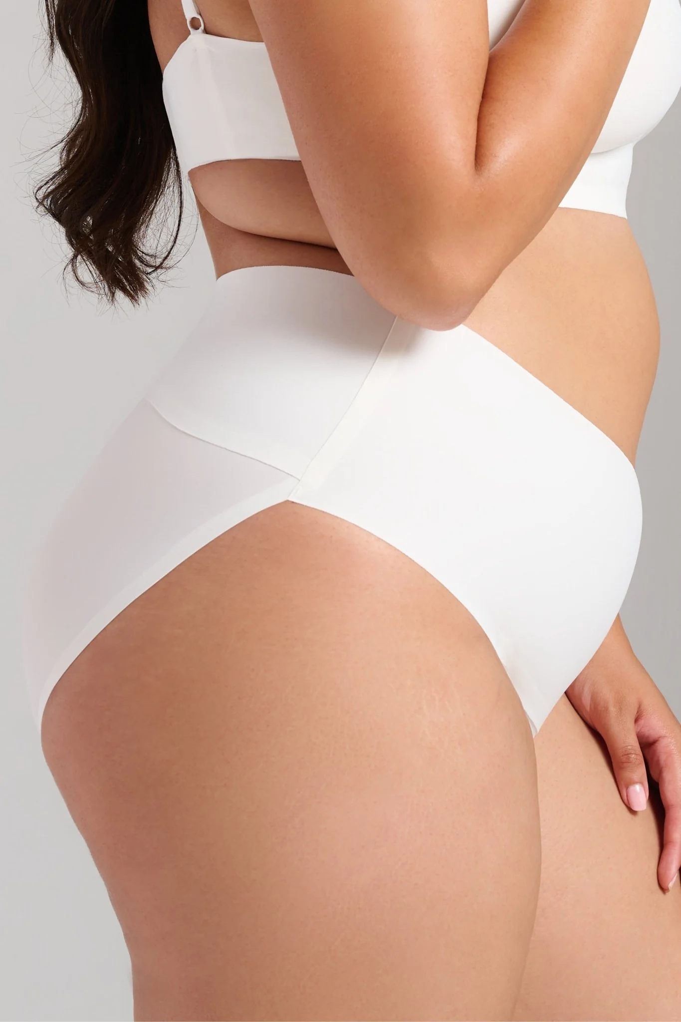 Invisible Shaping Panty - Image 20
