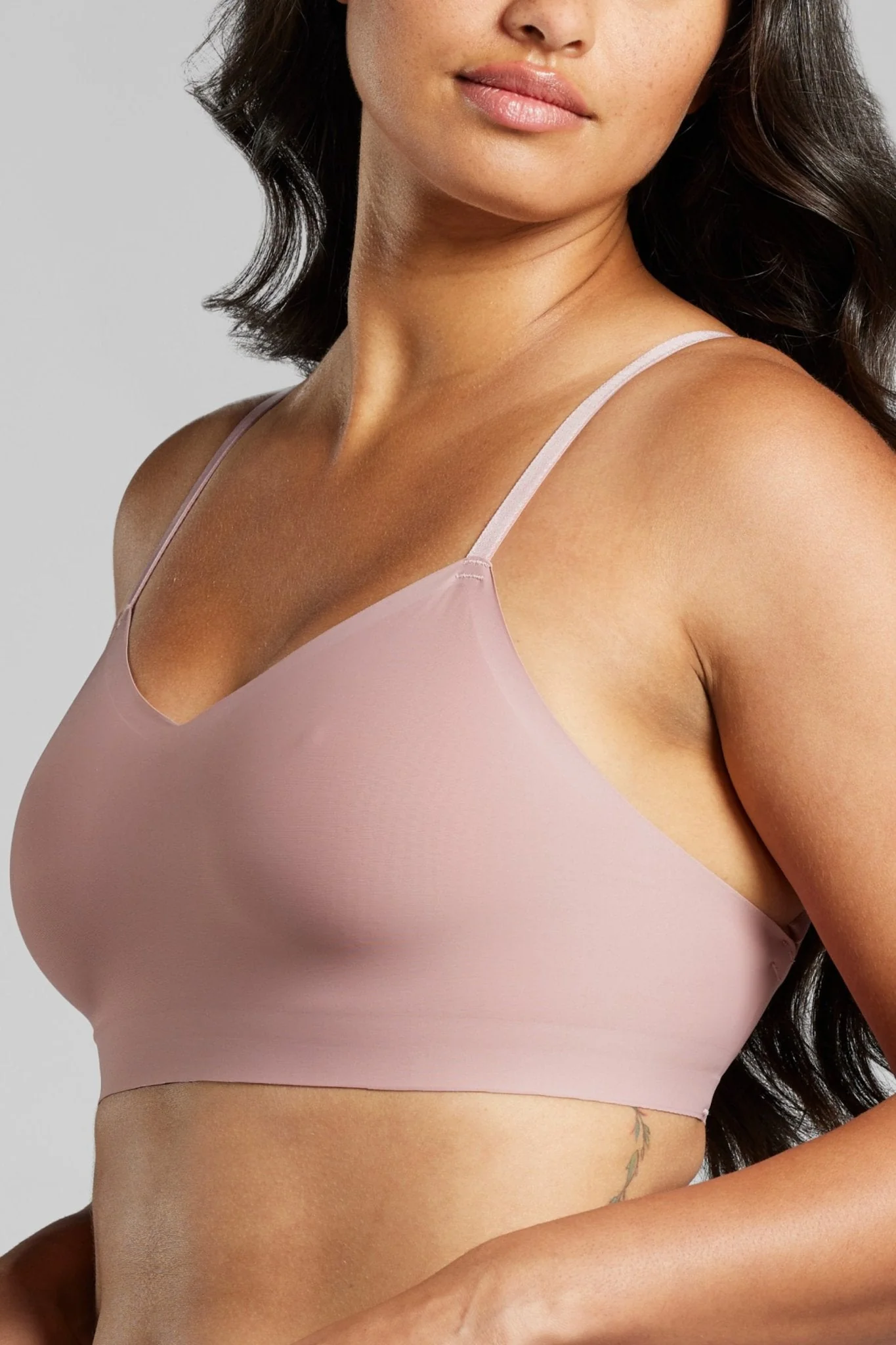 Invisible V-Neck Non-Padded Bra - Image 11