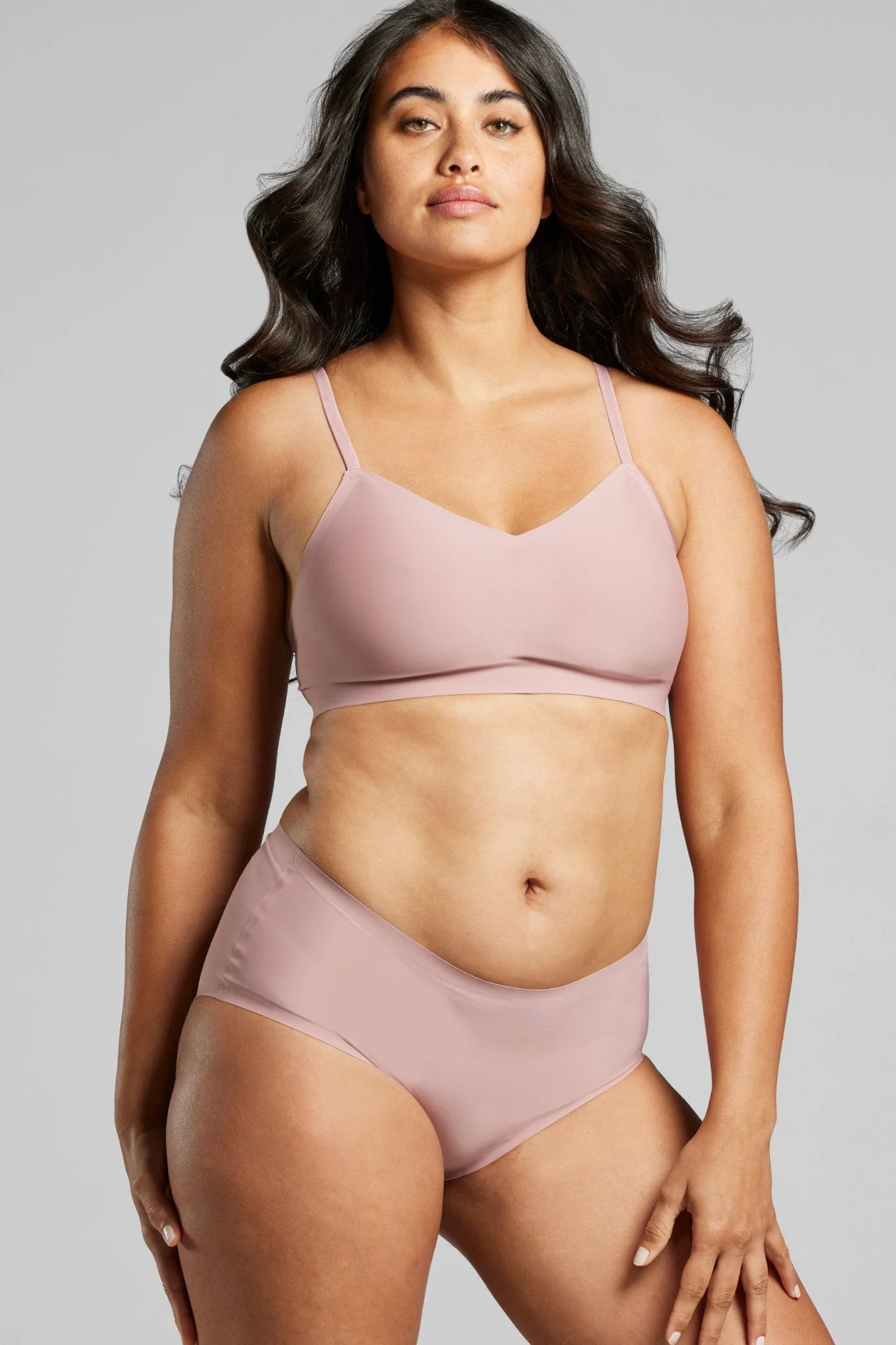 Invisible V-Neck Non-Padded Bra - Image 12