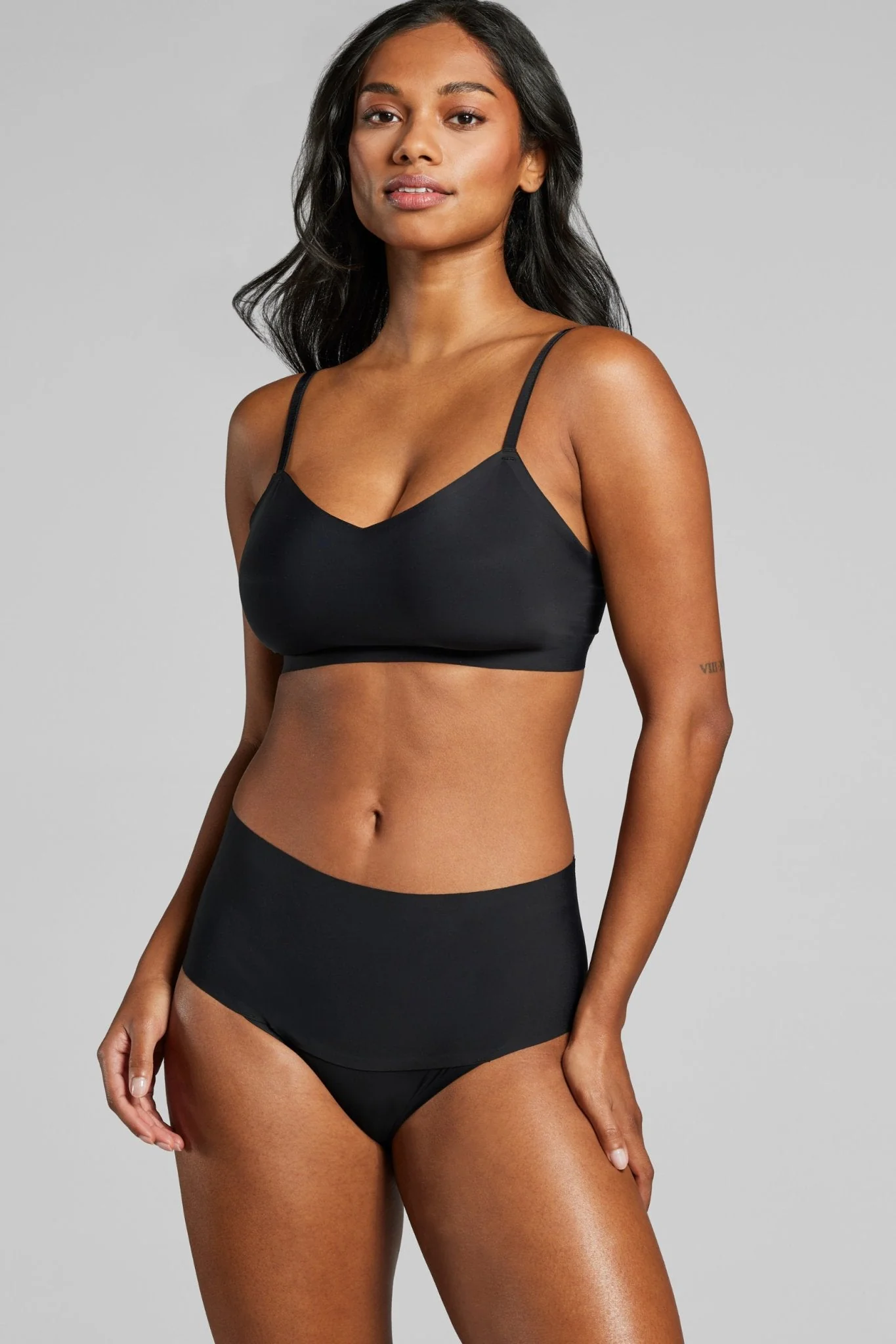 Invisible V-Neck Non-Padded Bra - Image 19