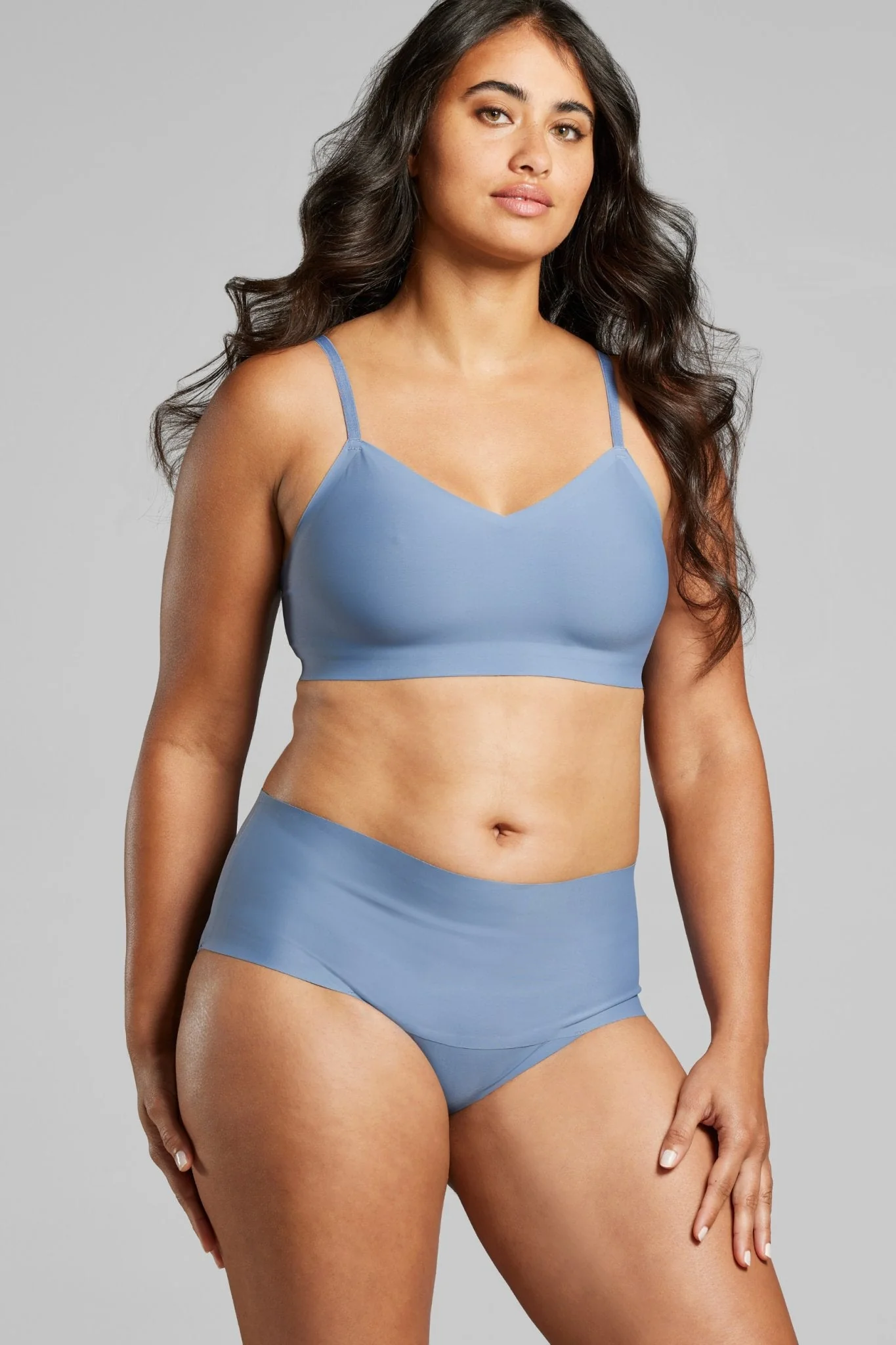 Invisible V-Neck Non-Padded Bra - Image 7