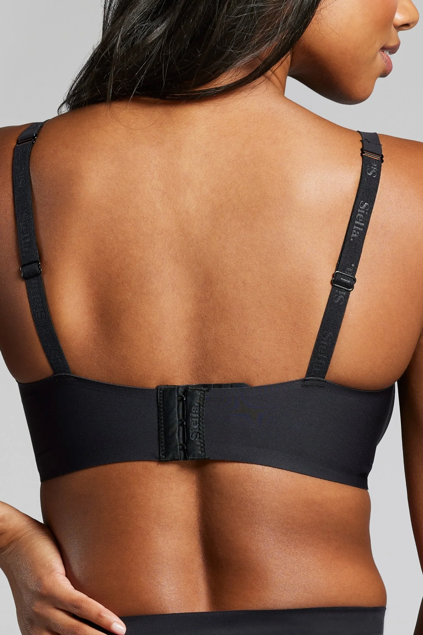 No-Show Plunge Non-Padded Bra - Image 3