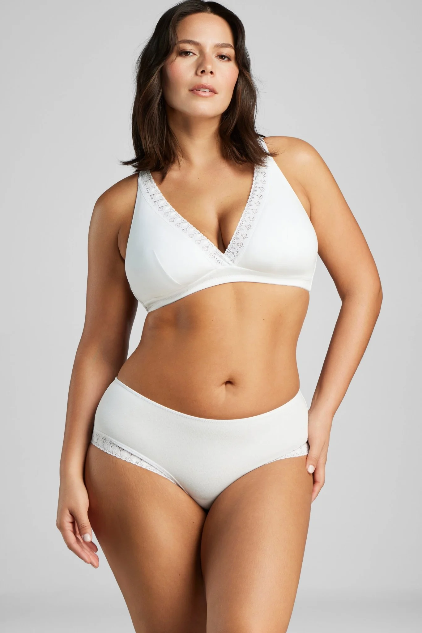 Organic Cotton Lace Cheeky - Image 4