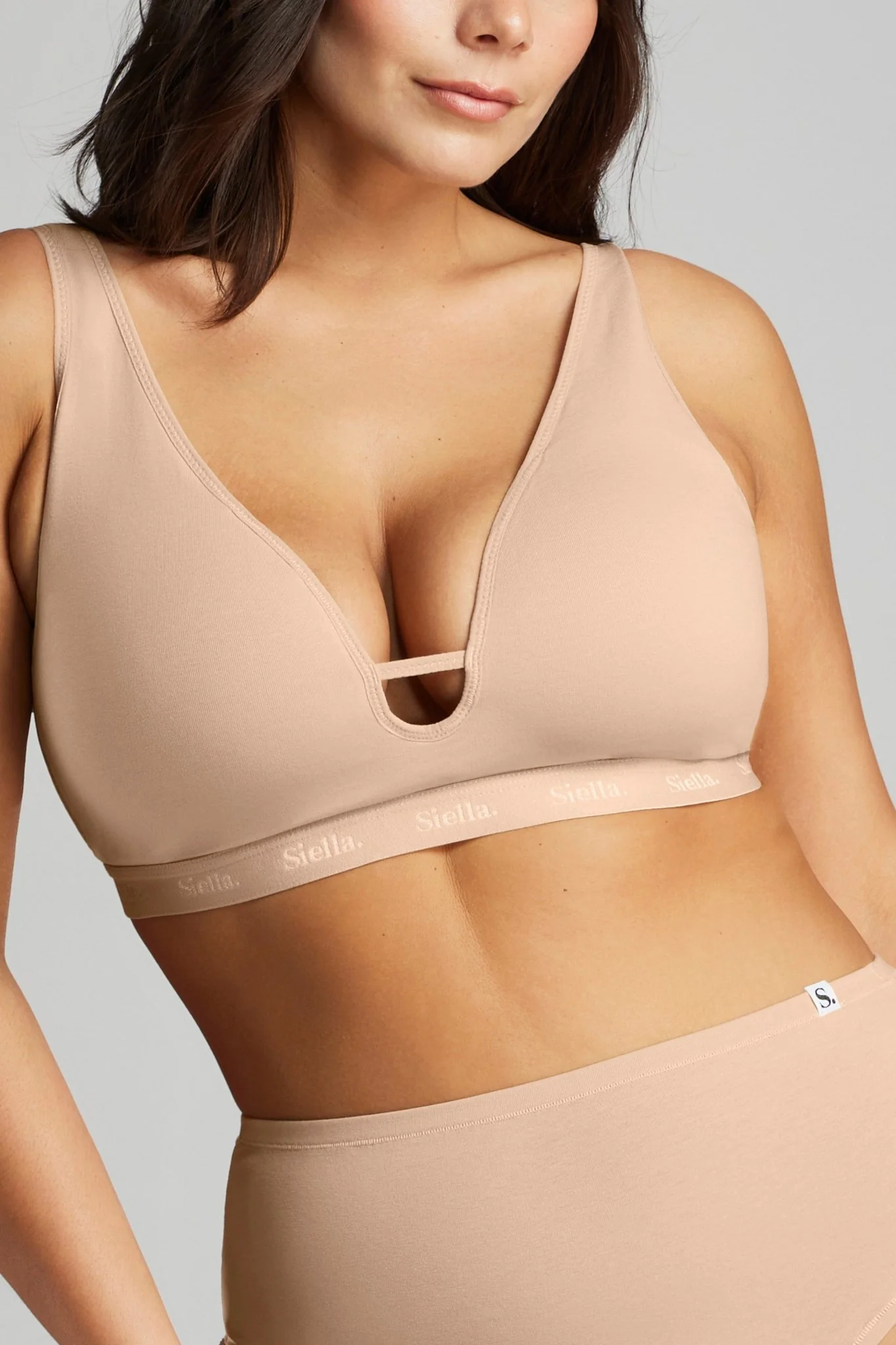 Organic Cotton Plunge Foam Bra - Image 3