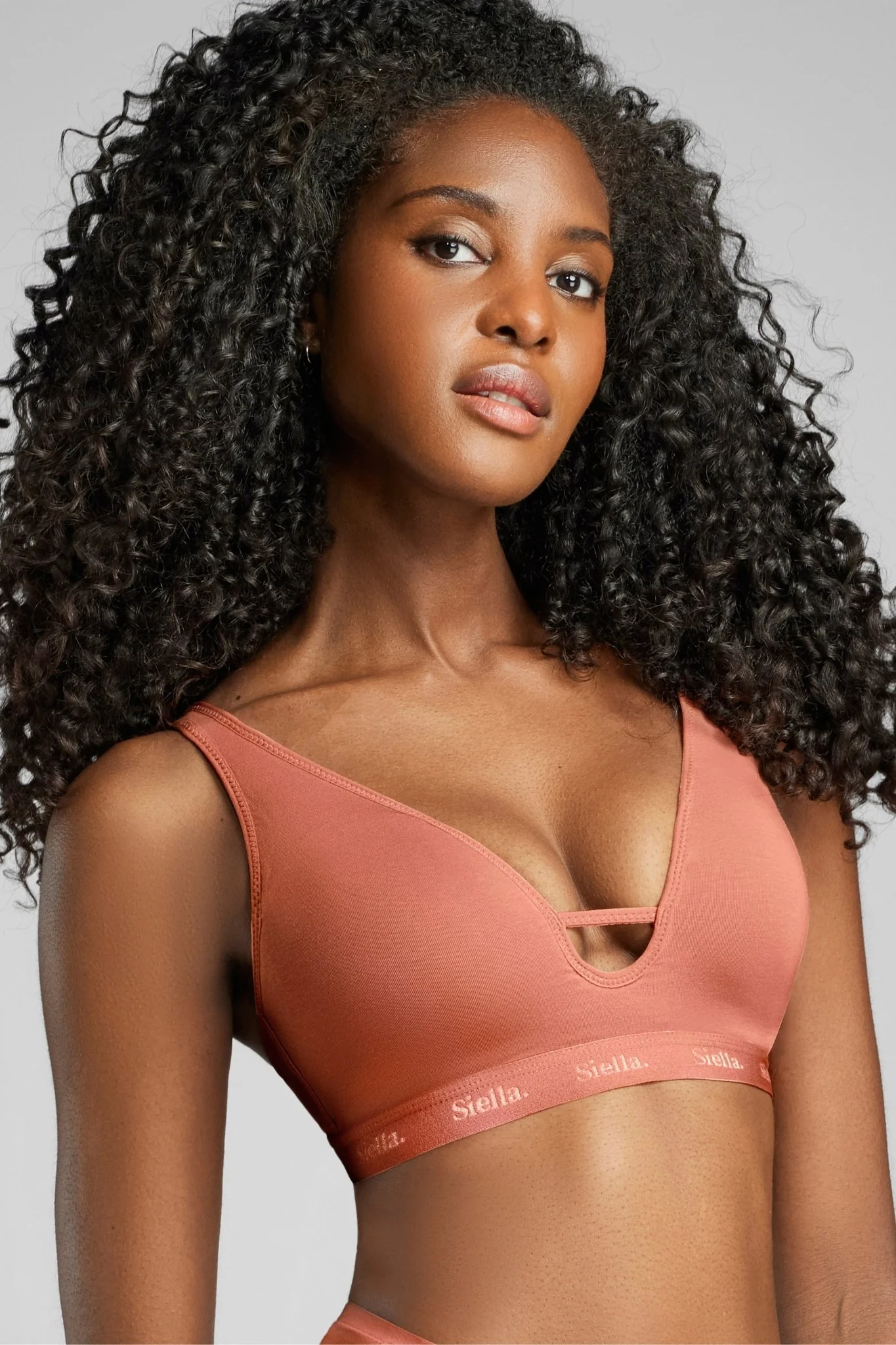 Organic Cotton Plunge Foam Bra - Image 6