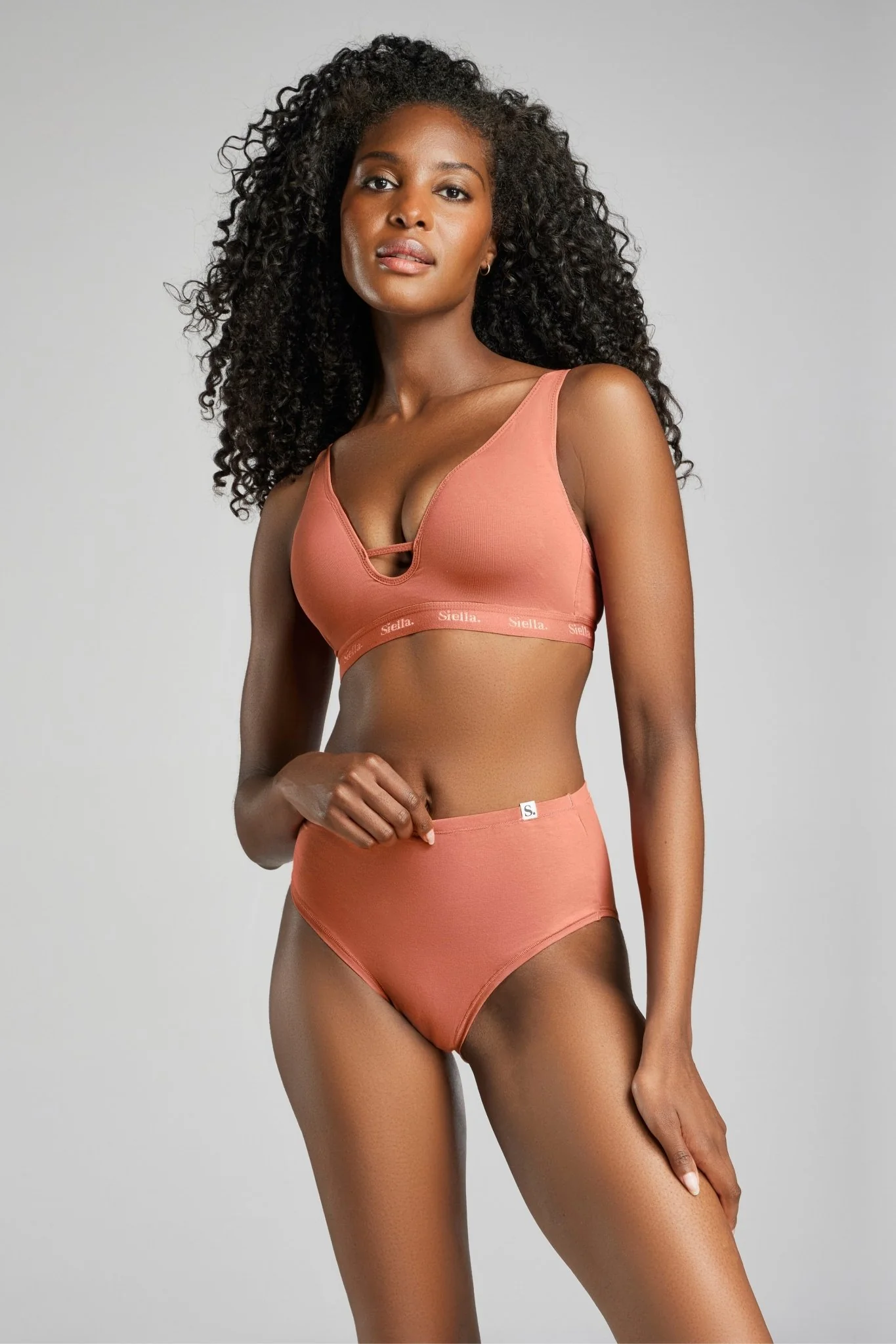Organic Cotton Plunge Foam Bra - Image 10