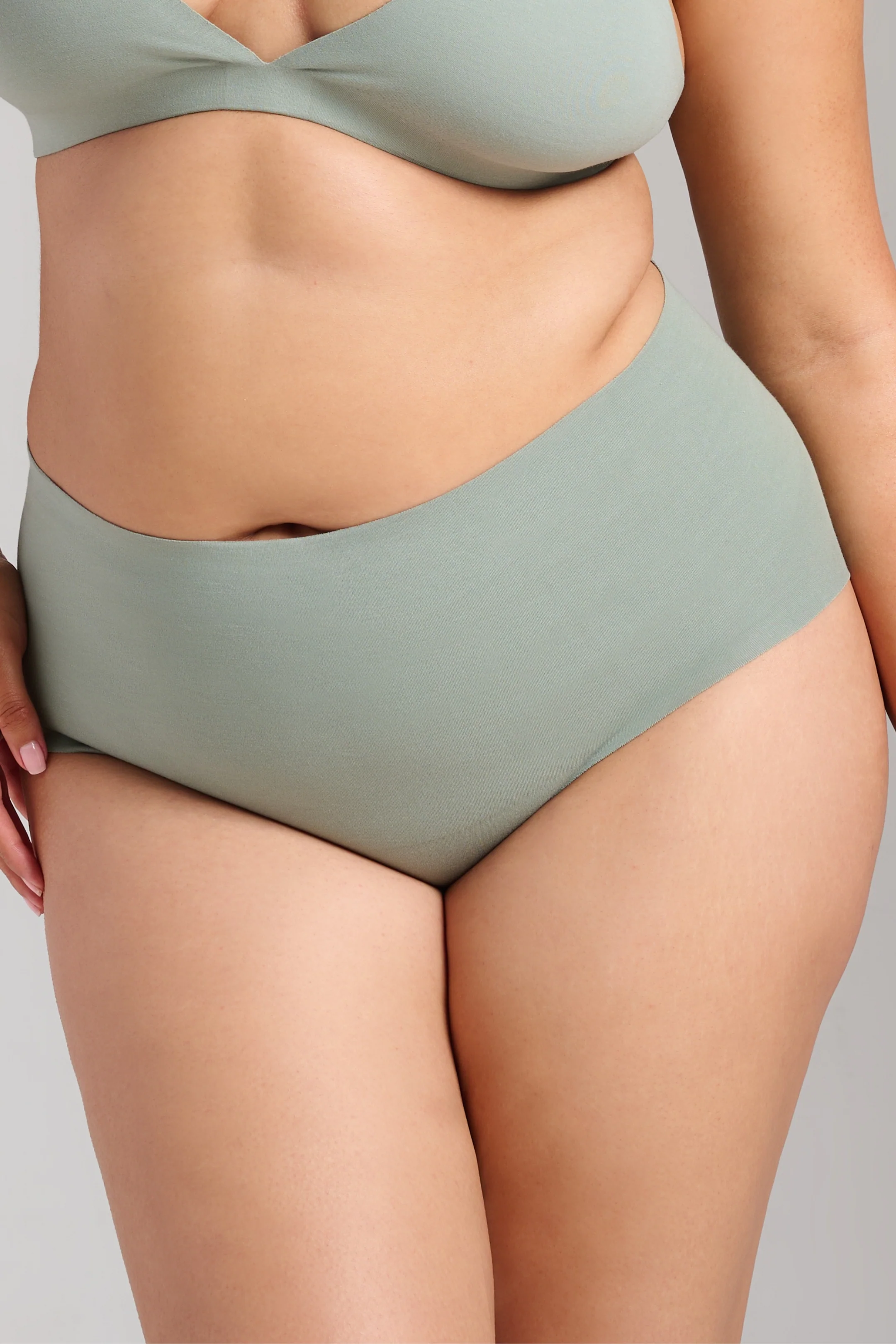 Organic Cotton No-Show Shaping Brief - Image 11