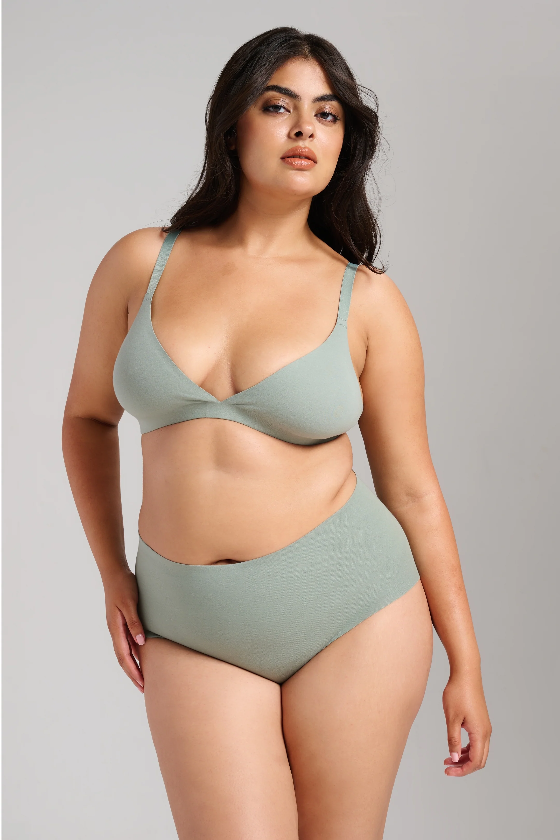 Organic Cotton No-Show Triangle Bra - Image 20