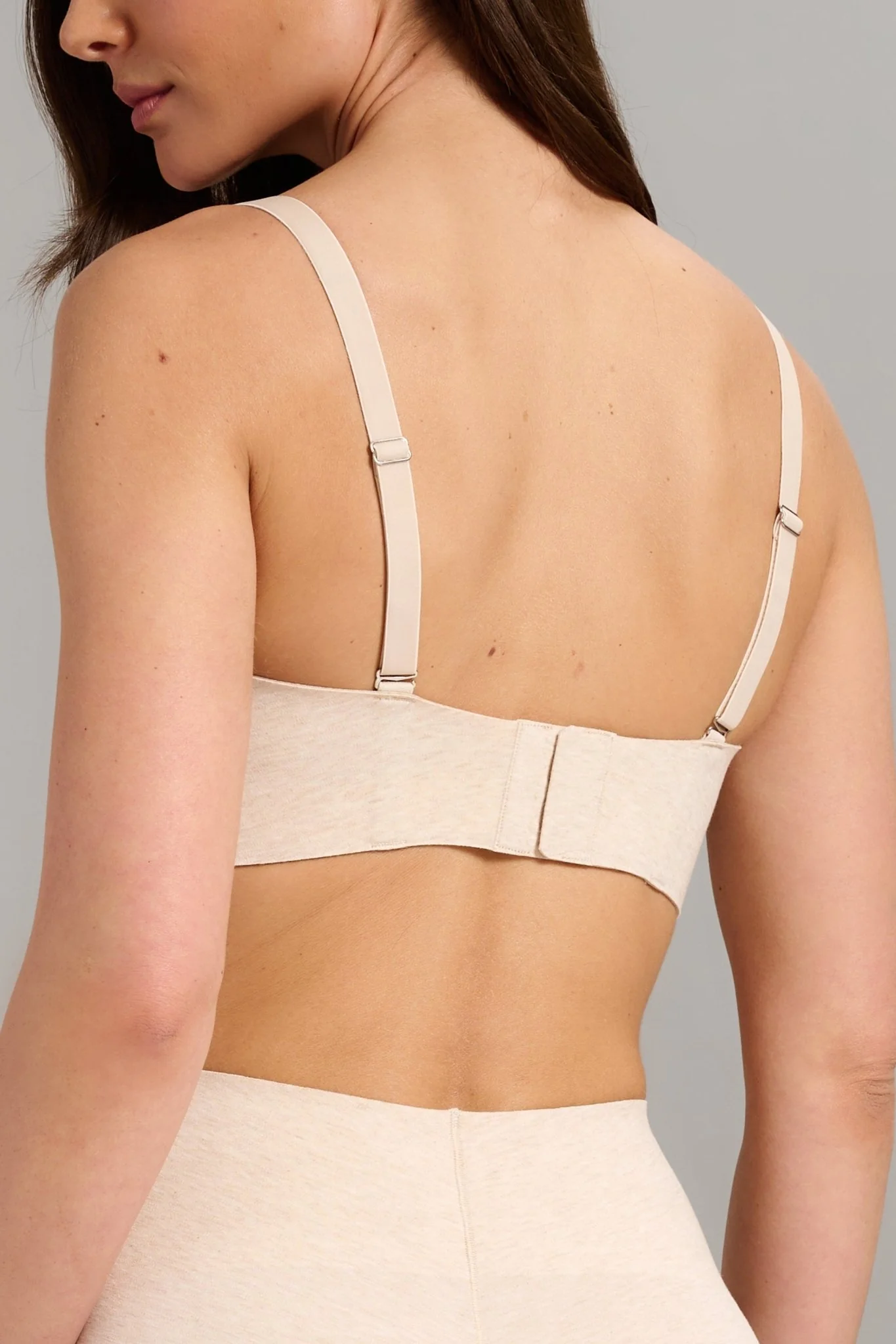 Organic Cotton No-Show V-Neck Foam Bra - Image 3
