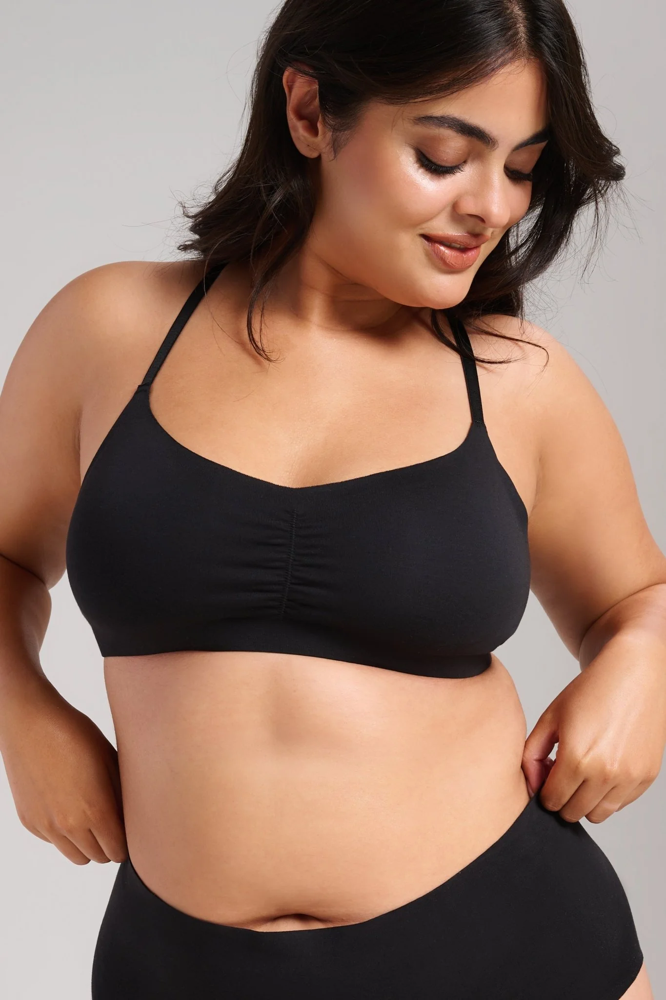 Organic Cotton No-Show V-Scoop Bra - Image 21