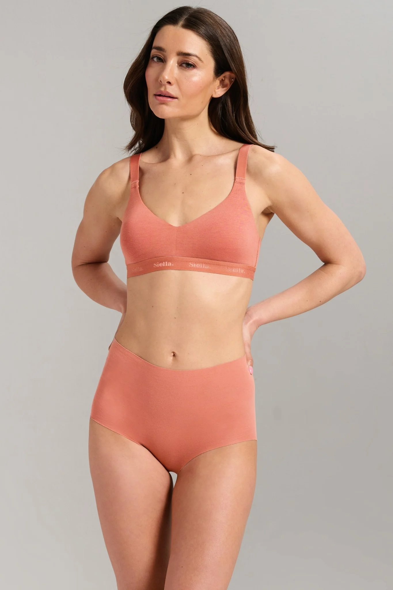 Organic Cotton V-Neck Bra - Image 12