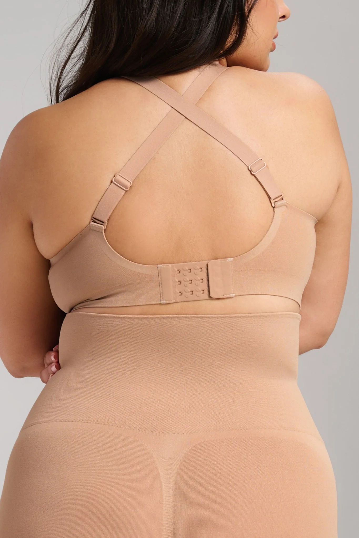 Sculpt V-Neck Bra - Image 5